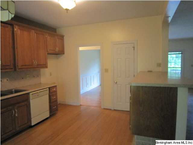 4808 15th Street Road Bessemer, AL 35023 - Photo 8 of 21