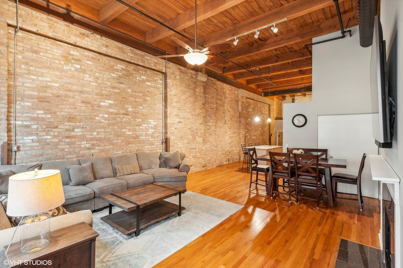 1733 West Irving Park Road, Unit 214 Chicago, IL 60613 - Photo 3 of 20 a outdoor living space with furniture