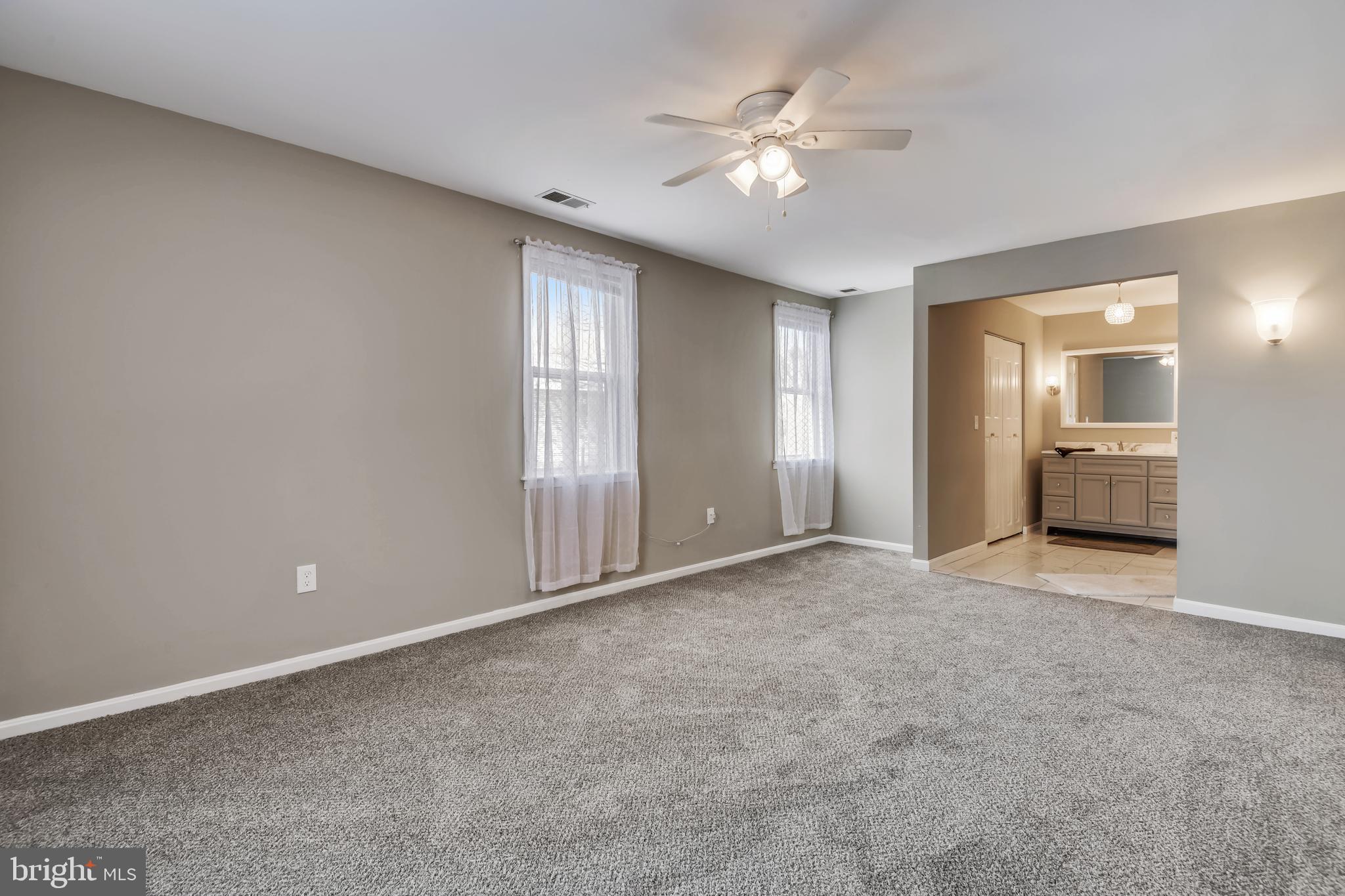 213 Riverside Road Essex, MD 21221 - Photo 27 of 37 Second level Master Bedroom/Bath