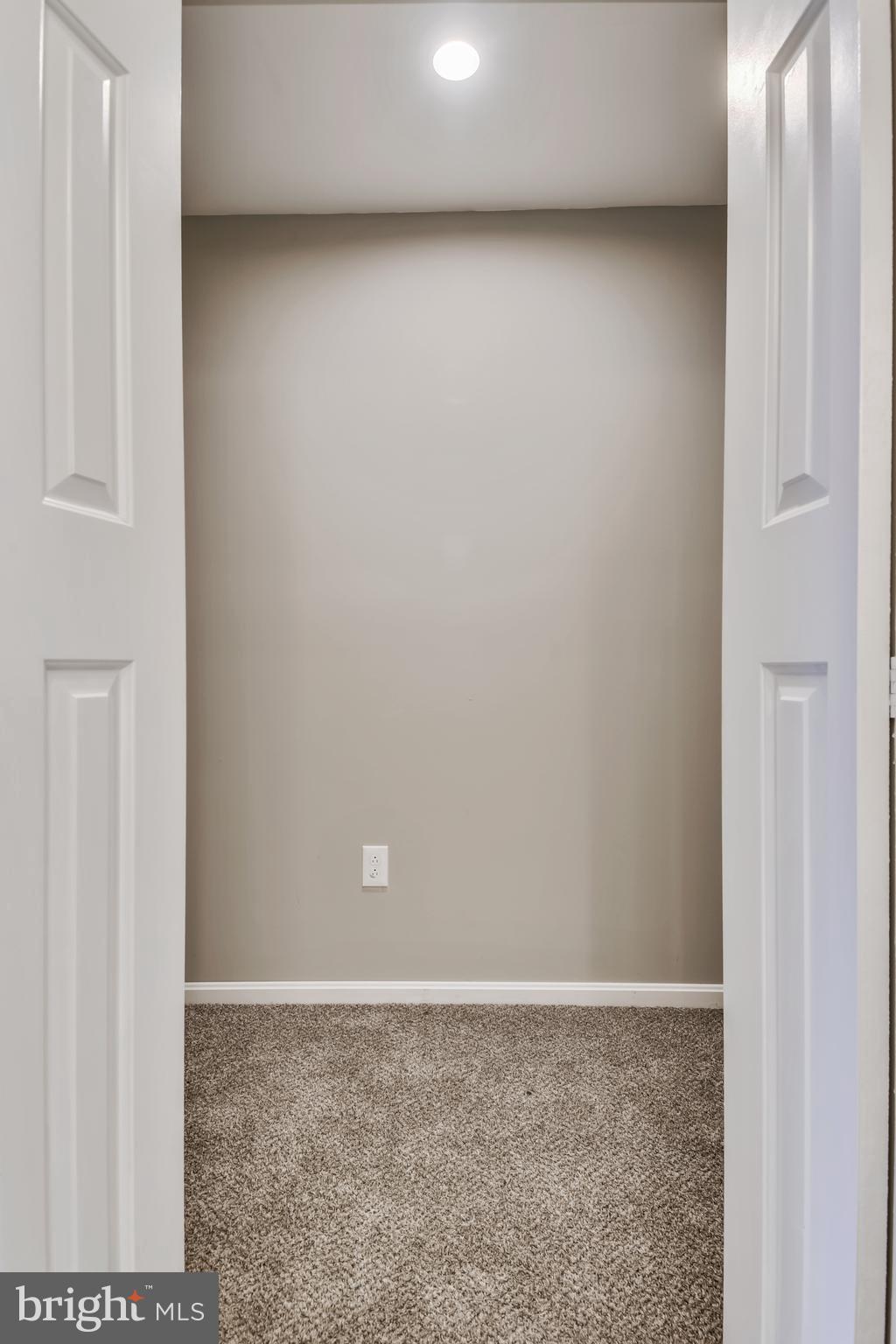 213 Riverside Road Essex, MD 21221 - Photo 30 of 37 Walk in closet