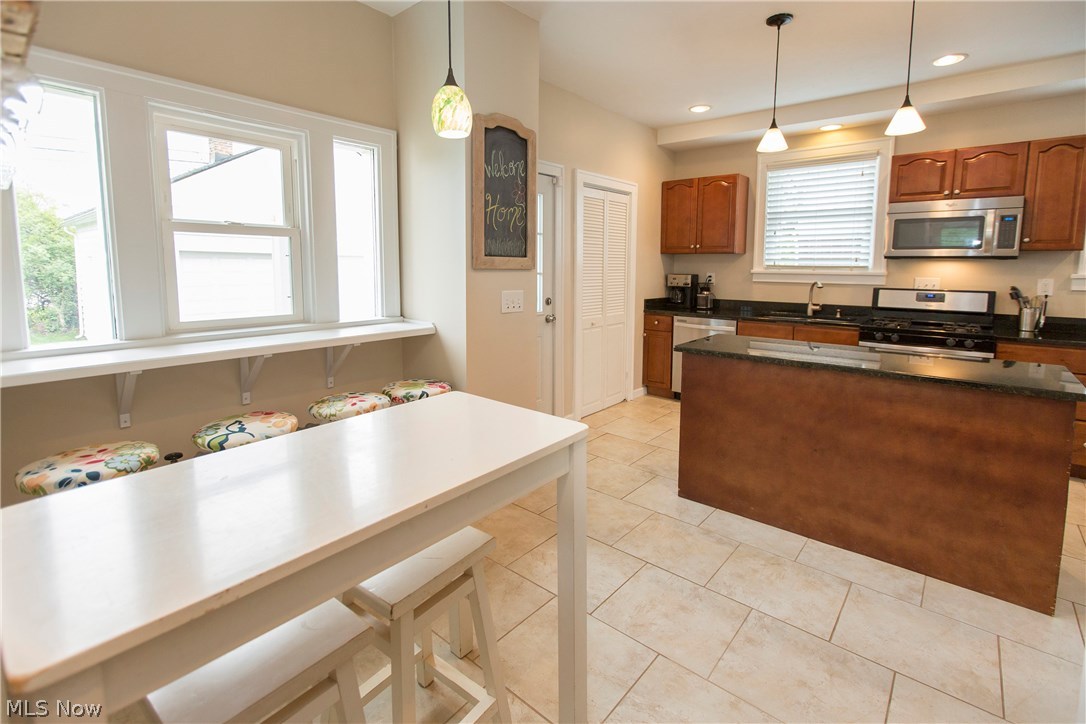 3129 Ludlow Road Cleveland, OH 44120 - Photo 16 of 34 Gallery Image 16