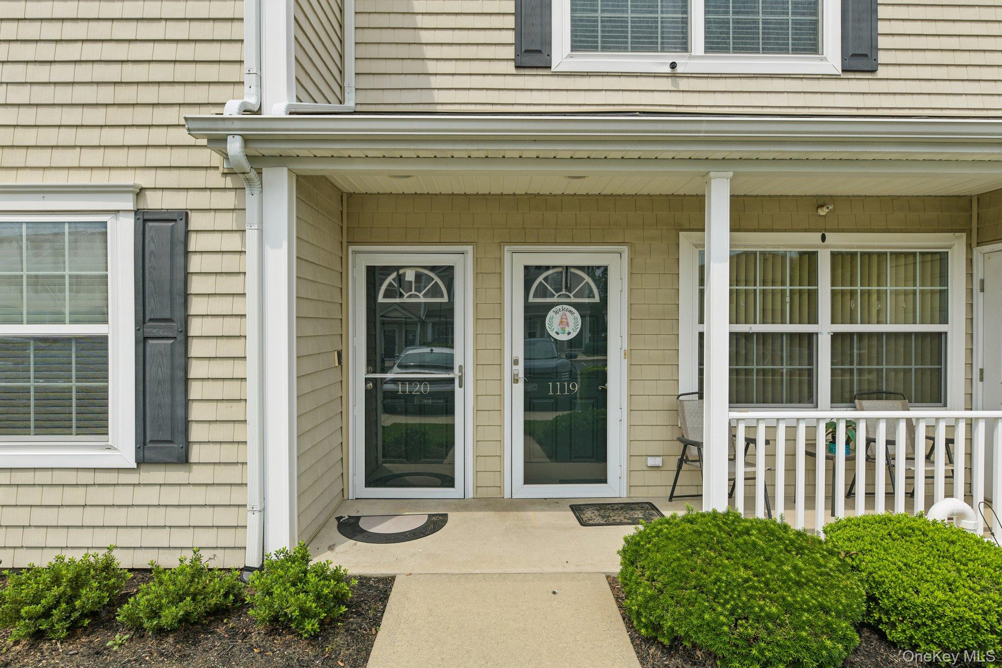 1120 Willow Lane Valley Stream, NY 11580 - Photo 1 of 23