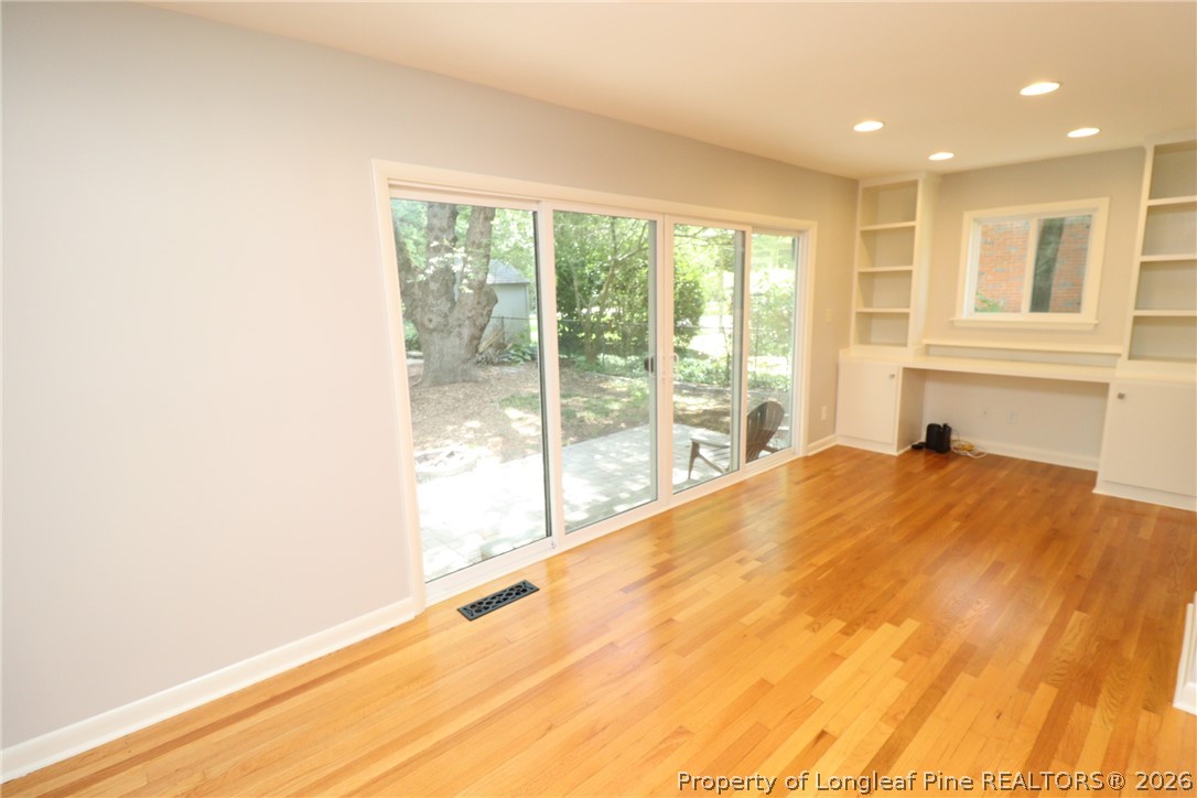 1009 Dogwood Lane Raleigh, NC 27607 - Photo 10 of 45