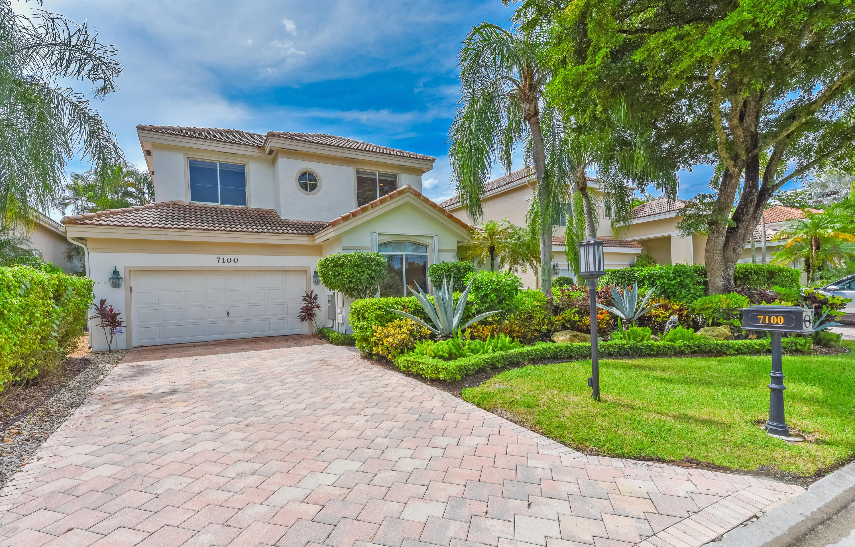 7100 Islegrove Place Boca Raton, FL 33433 - Photo 1 of 60 Front
