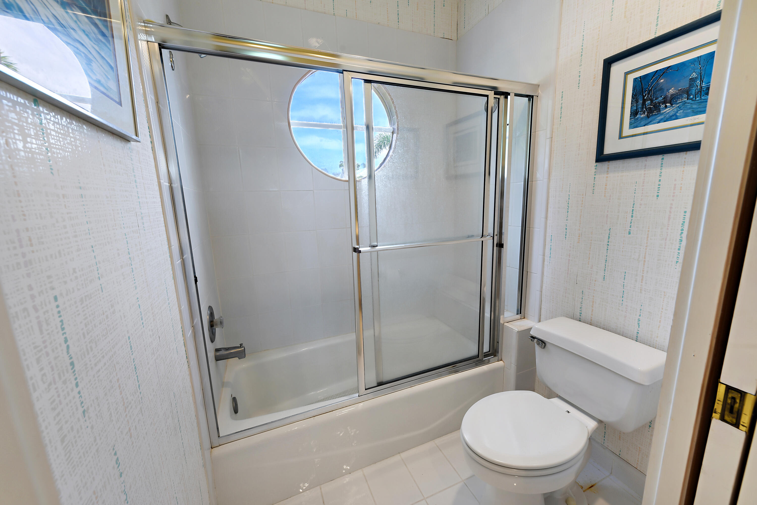 7100 Islegrove Place Boca Raton, FL 33433 - Photo 31 of 60 Full Bthroom