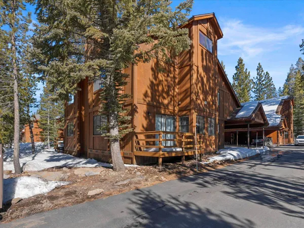 $529,000 | 13205 Northwoods Boulevard, Unit 2, Truckee, CA 96161