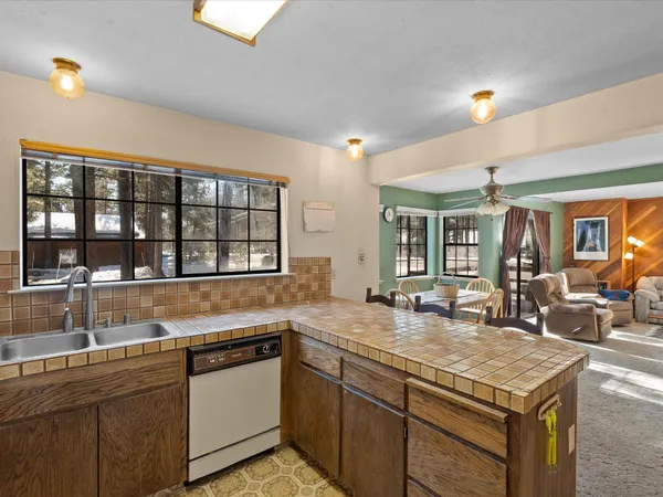 $529,000 | 13205 Northwoods Boulevard, Unit 2, Truckee, CA 96161