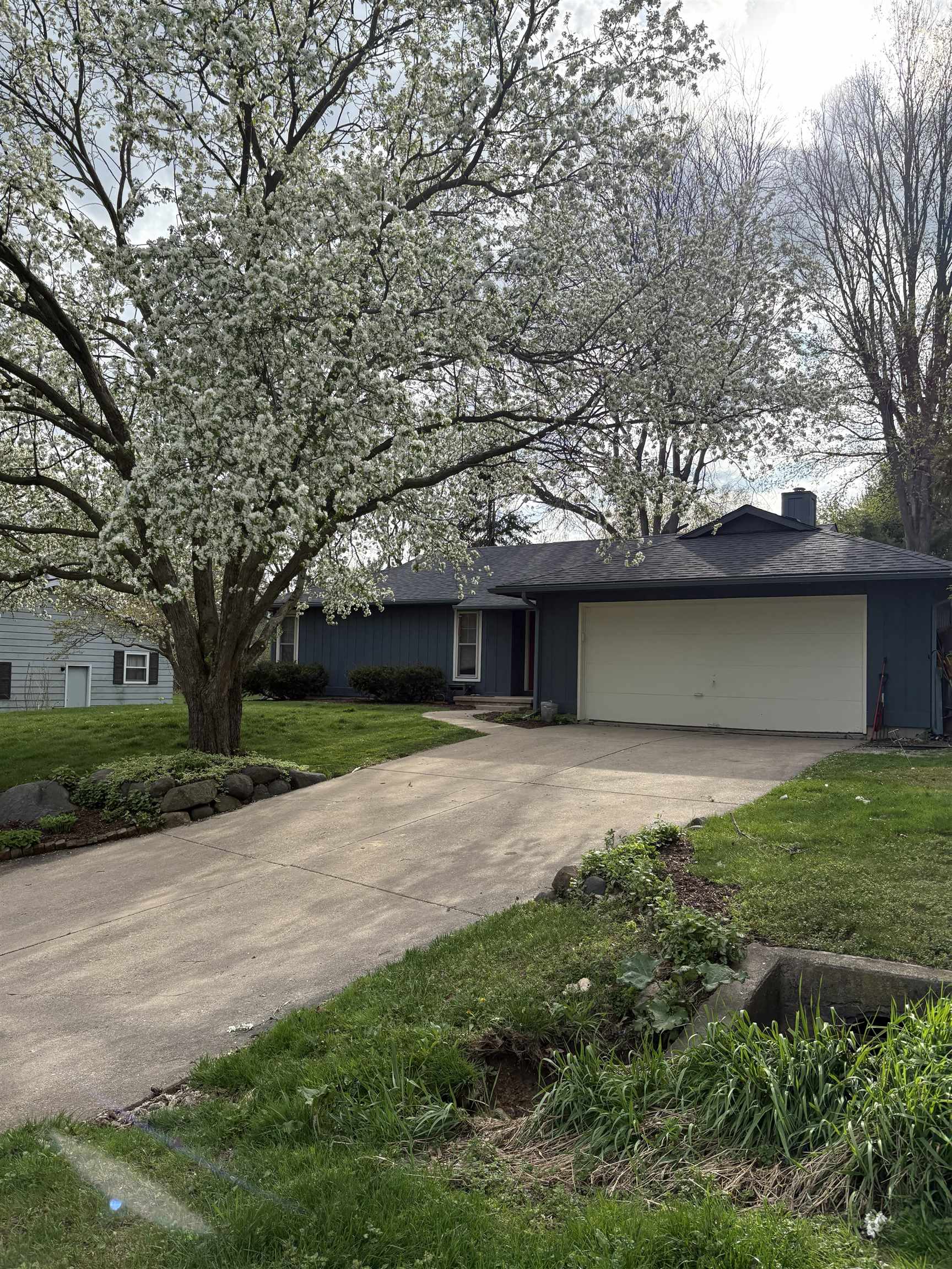 1534 Sellery Street Middleton, WI 53562 - Photo 9 of 54