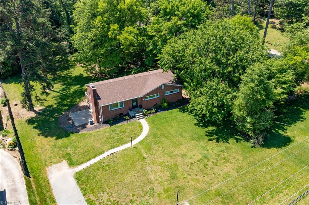 621 Creek Ridge Road Greensboro, NC 27406 - Photo 43 of 47 Gallery Image 43