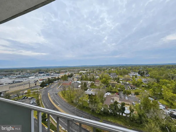 $2,550 | 301 North Beauregard Street, Unit 1513, Alexandria, VA 22312