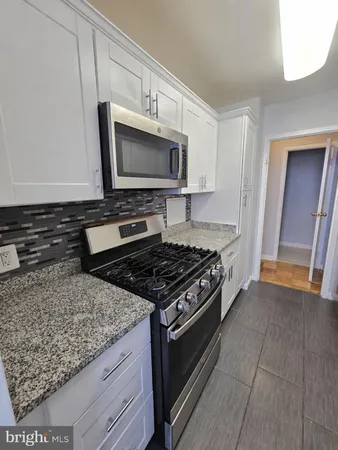 $2,550 | 301 North Beauregard Street, Unit 1513, Alexandria, VA 22312
