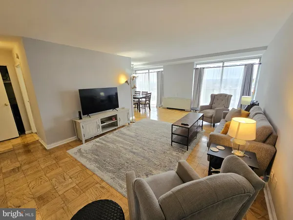 $2,550 | 301 North Beauregard Street, Unit 1513, Alexandria, VA 22312