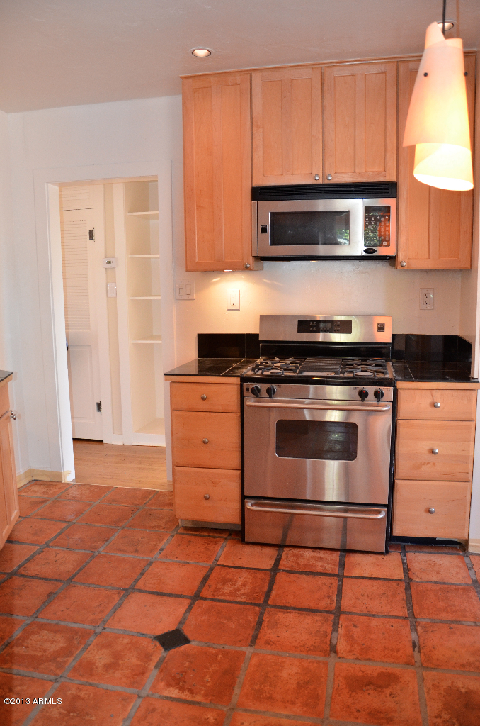 362 East Alvarado Road Phoenix, AZ 85004 - Photo 14 of 24 DSC_2639