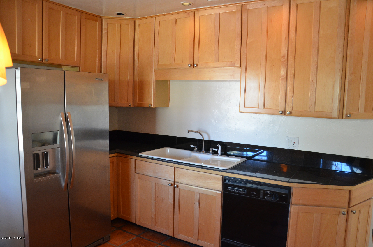 362 East Alvarado Road Phoenix, AZ 85004 - Photo 18 of 24 DSC_2637