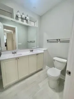 $3,000 | 1422 West Olive Avenue, Unit 1, Chicago, IL 60660