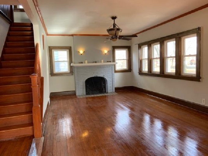 222 Rome Avenue Rockford, IL 61107 - Photo 2 of 18 Gallery Image 2