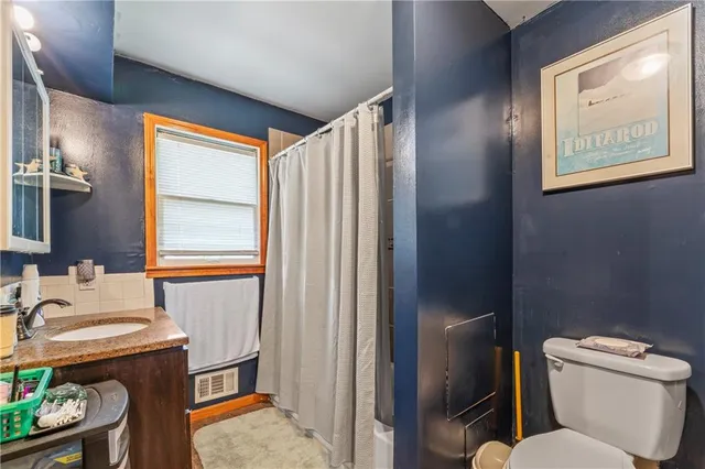 $249,900 | 10722 Fremont Avenue, Kansas City, MO 64134