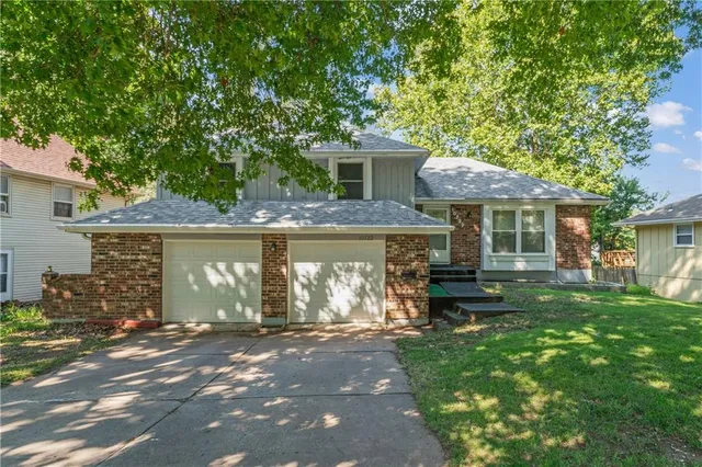 $249,900 | 10722 Fremont Avenue, Kansas City, MO 64134