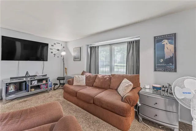 $249,900 | 10722 Fremont Avenue, Kansas City, MO 64134