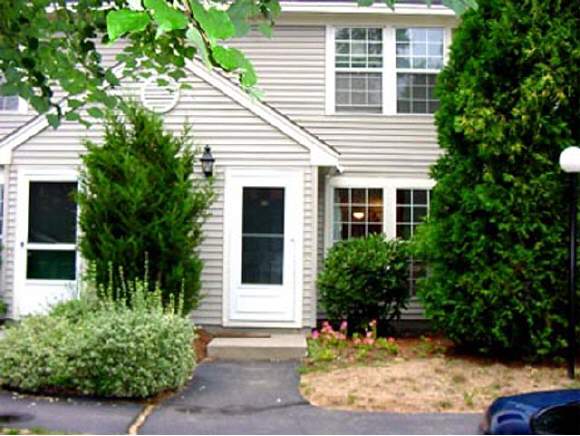 40 Northeast Village Road, Unit 40 Concord, NH 03301 - Photo 1 of 6