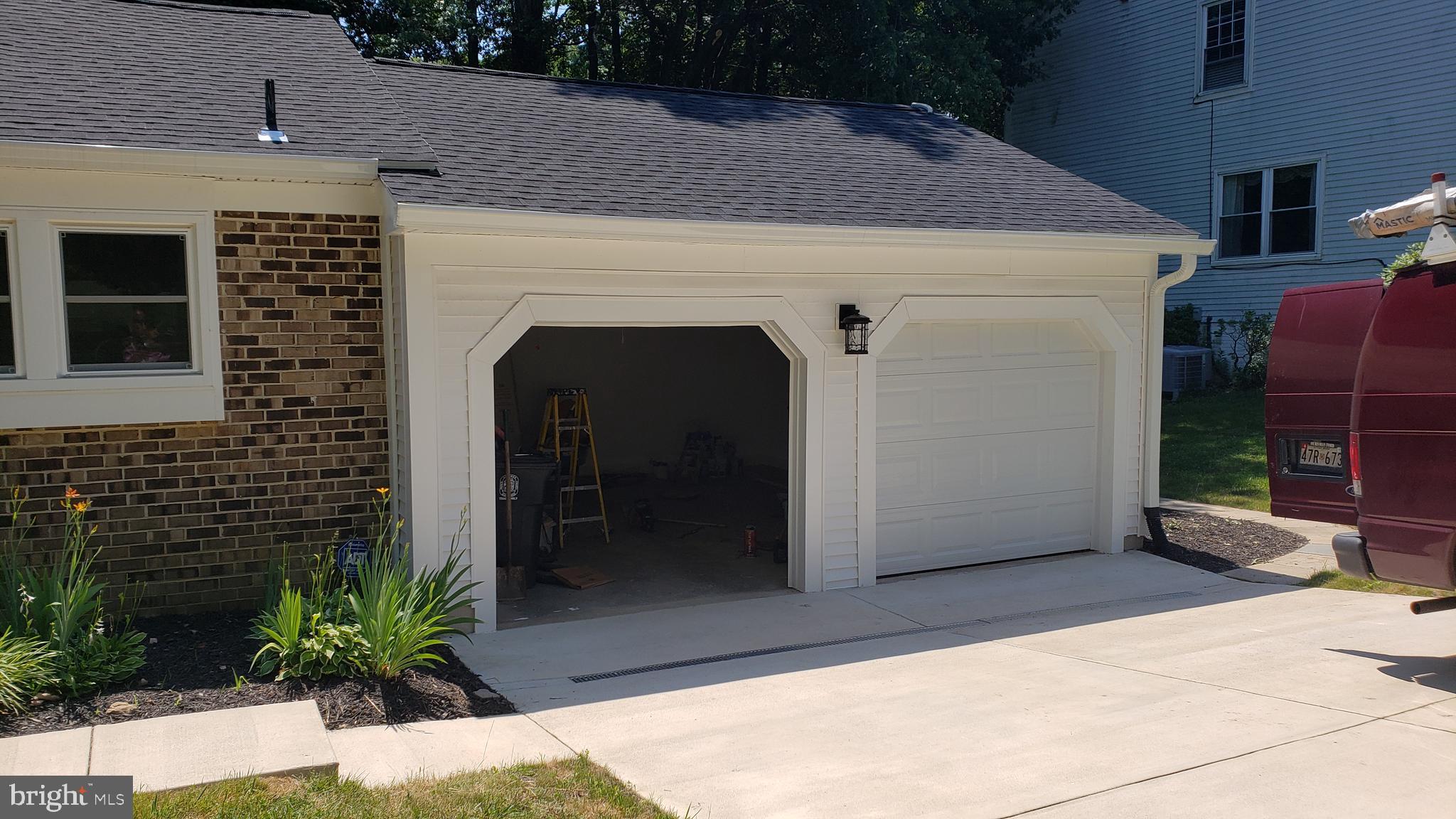 12903 North Point Lane Laurel, MD 20708 - Photo 2 of 27 Gallery Image 2