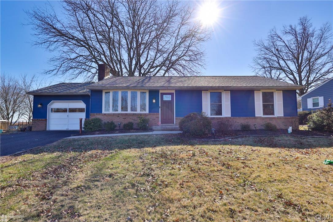 221 South Ridge Road Perkasie, PA 18944 - Photo 2 of 50 Gallery Image 2