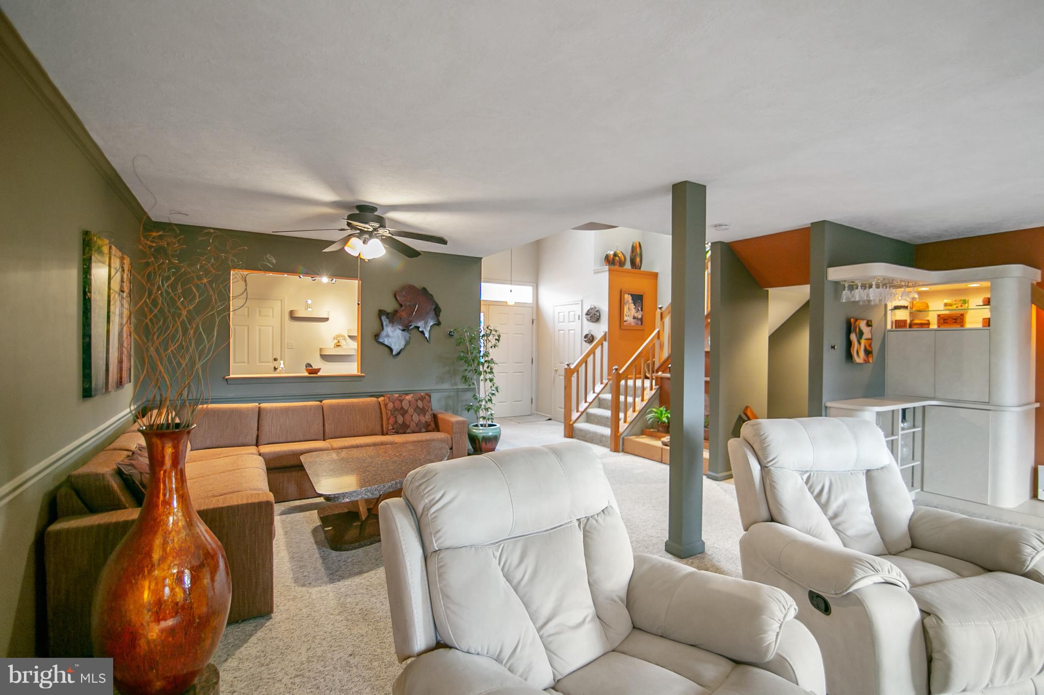 9234 Ispahan Loop Laurel, MD 20708 - Photo 11 of 32