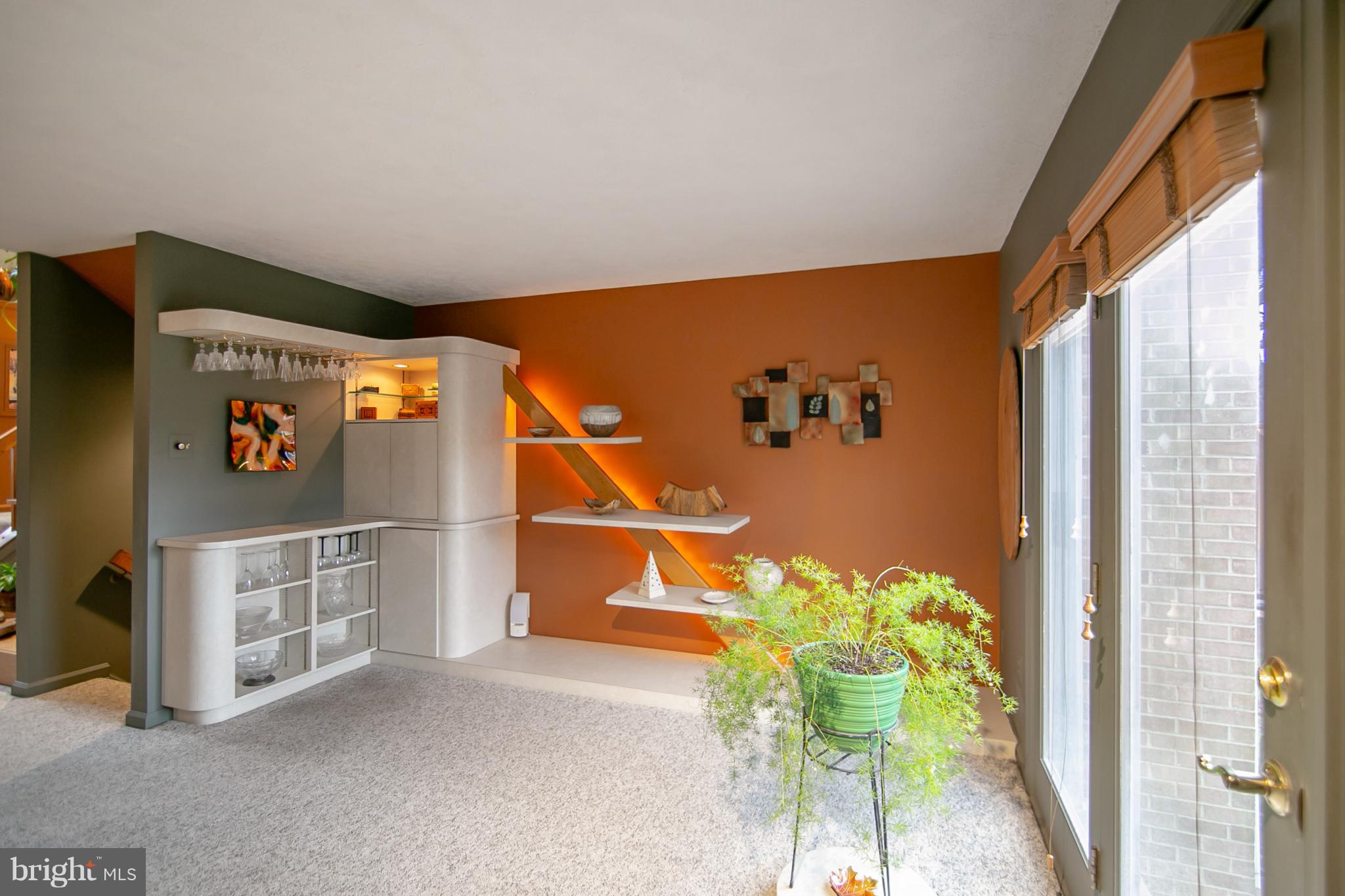 9234 Ispahan Loop Laurel, MD 20708 - Photo 13 of 32
