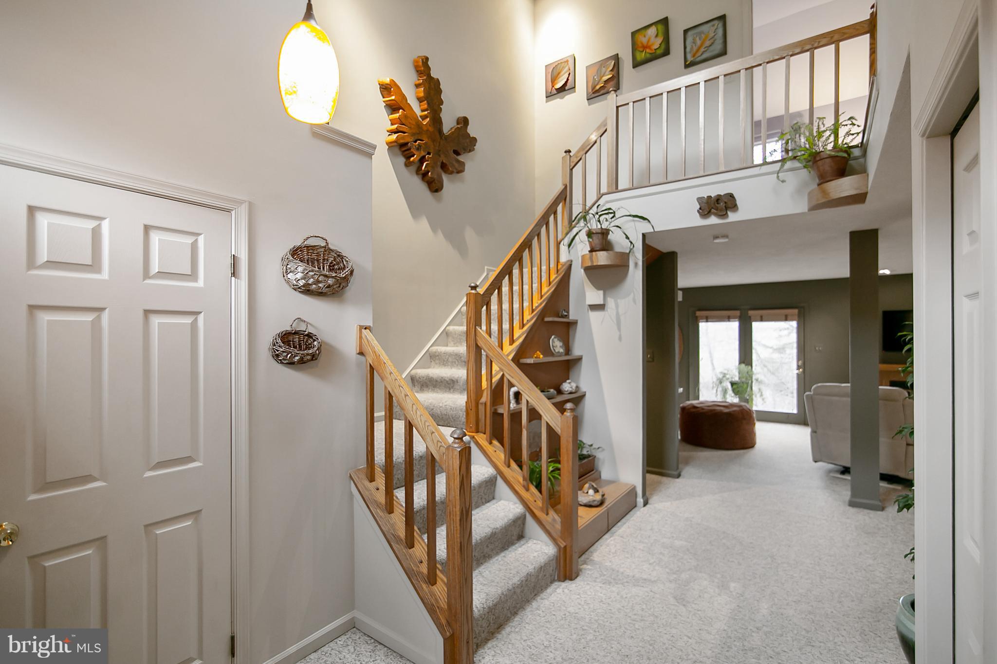 9234 Ispahan Loop Laurel, MD 20708 - Photo 3 of 32