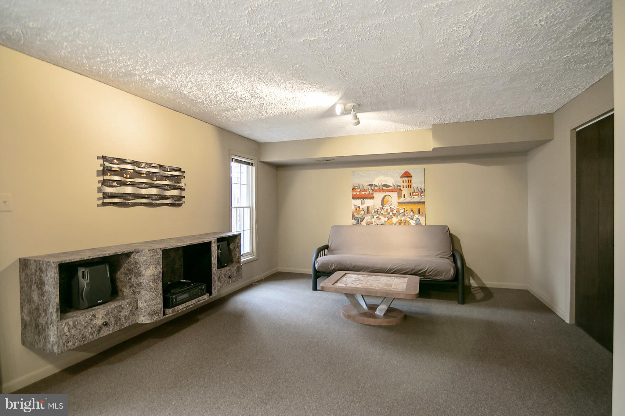9234 Ispahan Loop Laurel, MD 20708 - Photo 28 of 32
