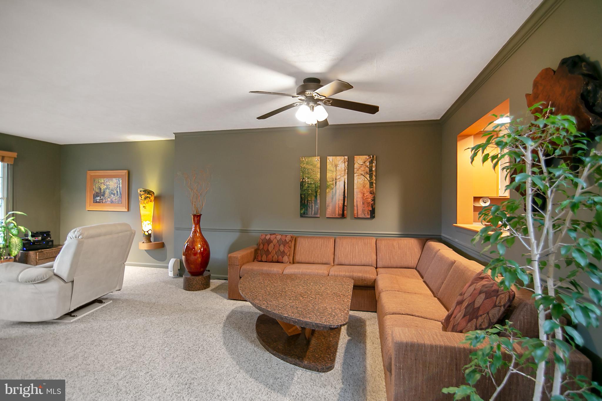 9234 Ispahan Loop Laurel, MD 20708 - Photo 5 of 32