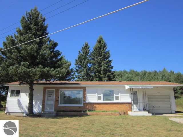 8540 South Schomberg Road Cedar, MI 49621 - Photo 1 of 25 1729428.JPG