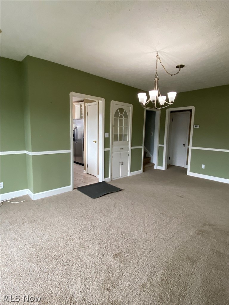 6371 Stanbury Road Parma, OH 44129 - Photo 4 of 18