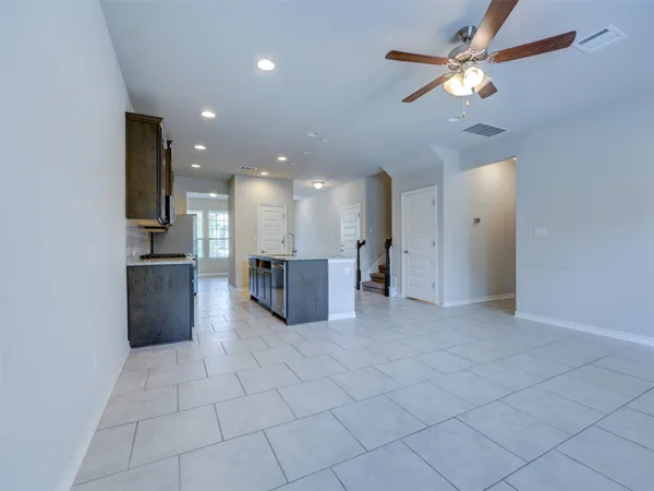 $2,400 | 1725 Turtle Bay Loop, Leander, TX 78641