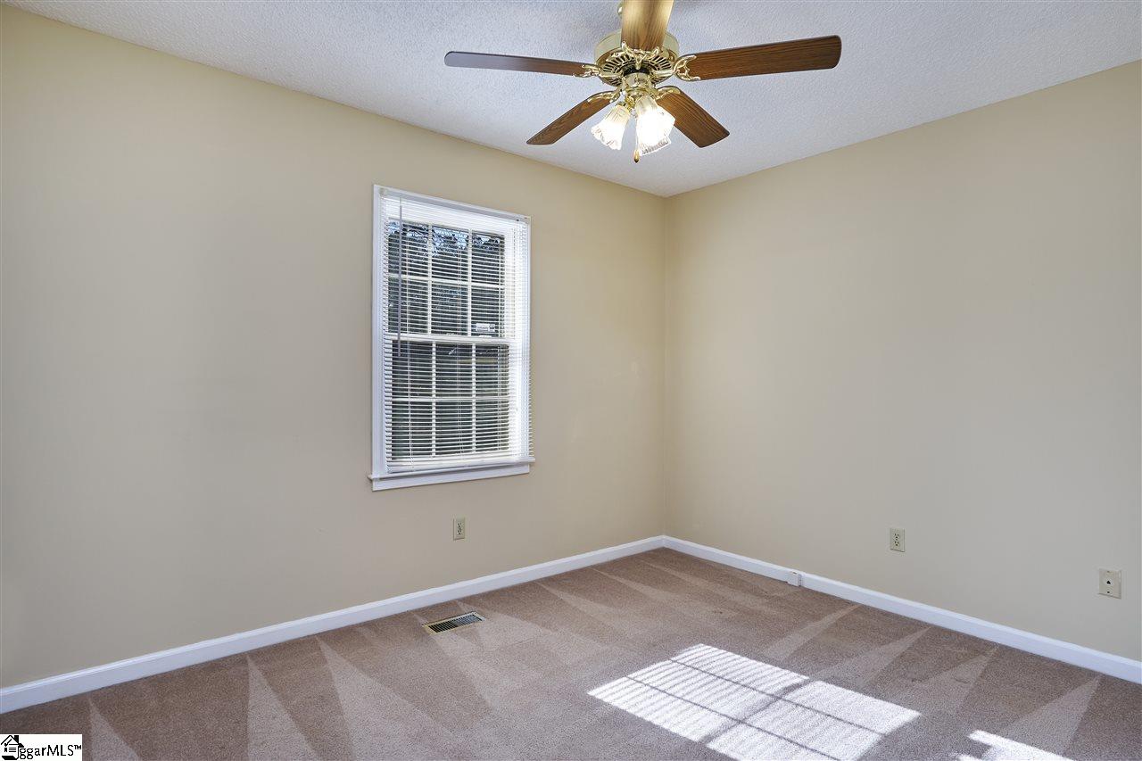 241 Ponder Road Greer, SC 29651 - Photo 13 of 30