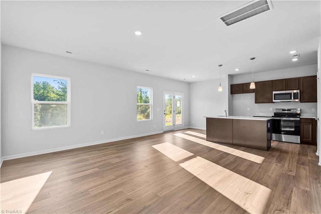 5043 Fallmeade Road Kernersville, NC 27284 - Photo 22 of 48 Gallery Image 22