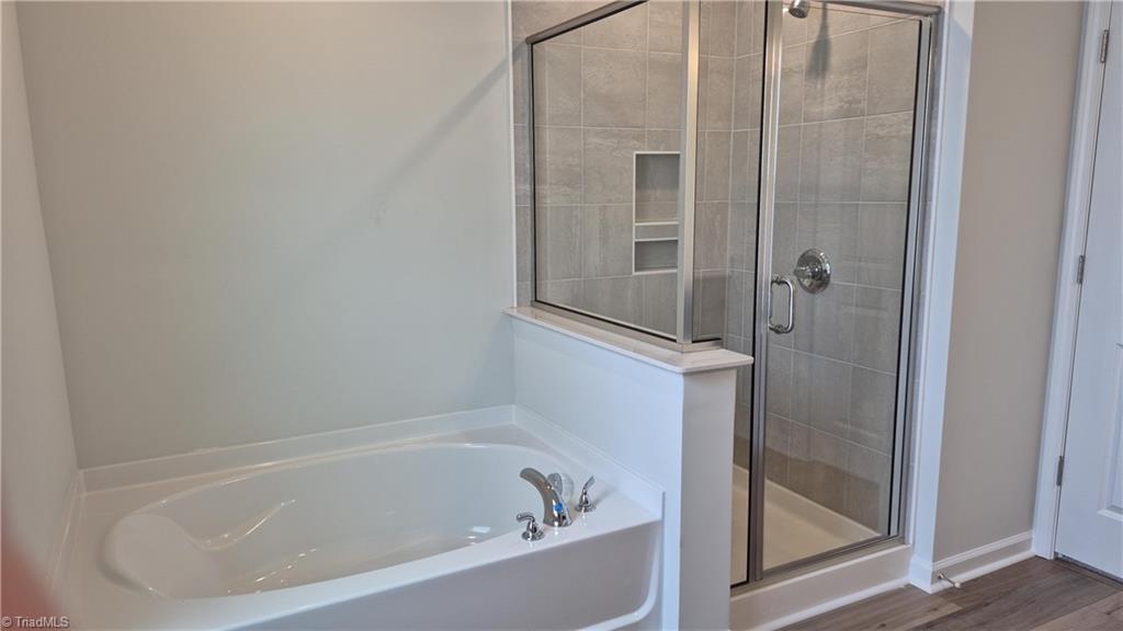 5043 Fallmeade Road Kernersville, NC 27284 - Photo 6 of 48 Garden Tub and Separate Shower