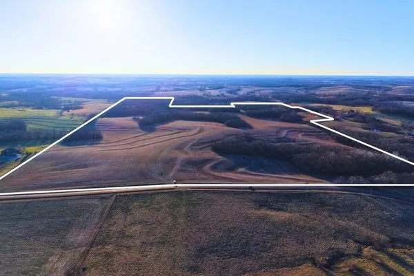$896,000 | Tbd Southwest Tbd Sw State Route Highway, Amity, MO 64422