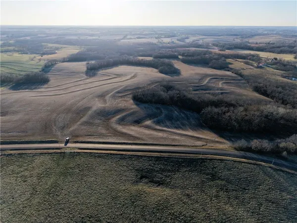 $896,000 | Tbd Southwest Tbd Sw State Route Highway, Amity, MO 64422