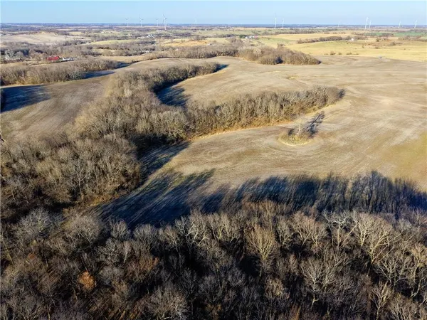 $896,000 | Tbd Southwest Tbd Sw State Route Highway, Amity, MO 64422