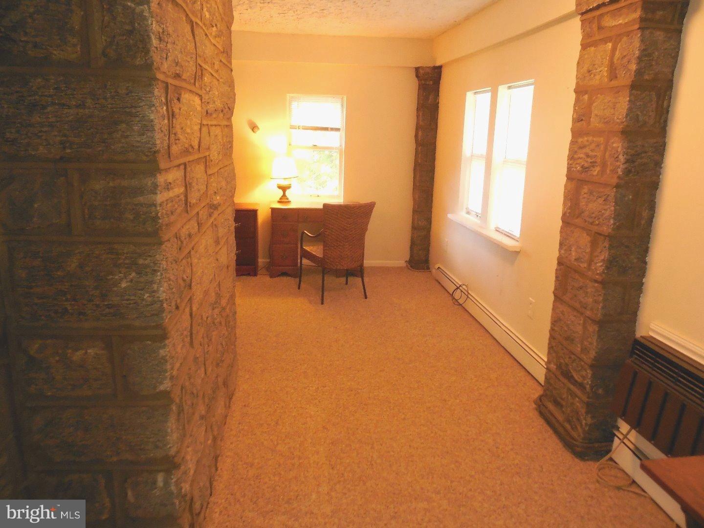 36 Llandillo Road Havertown, PA 19083 - Photo 7 of 23