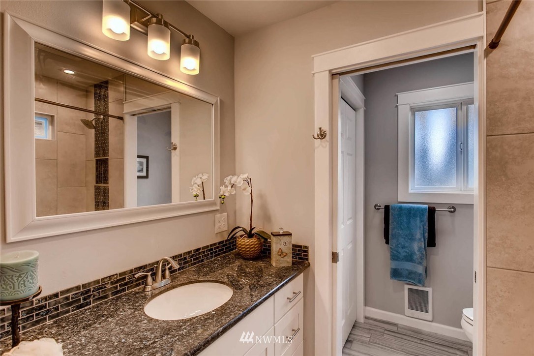 2109 Rockefeller Avenue Everett, WA 98201 - Photo 13 of 24