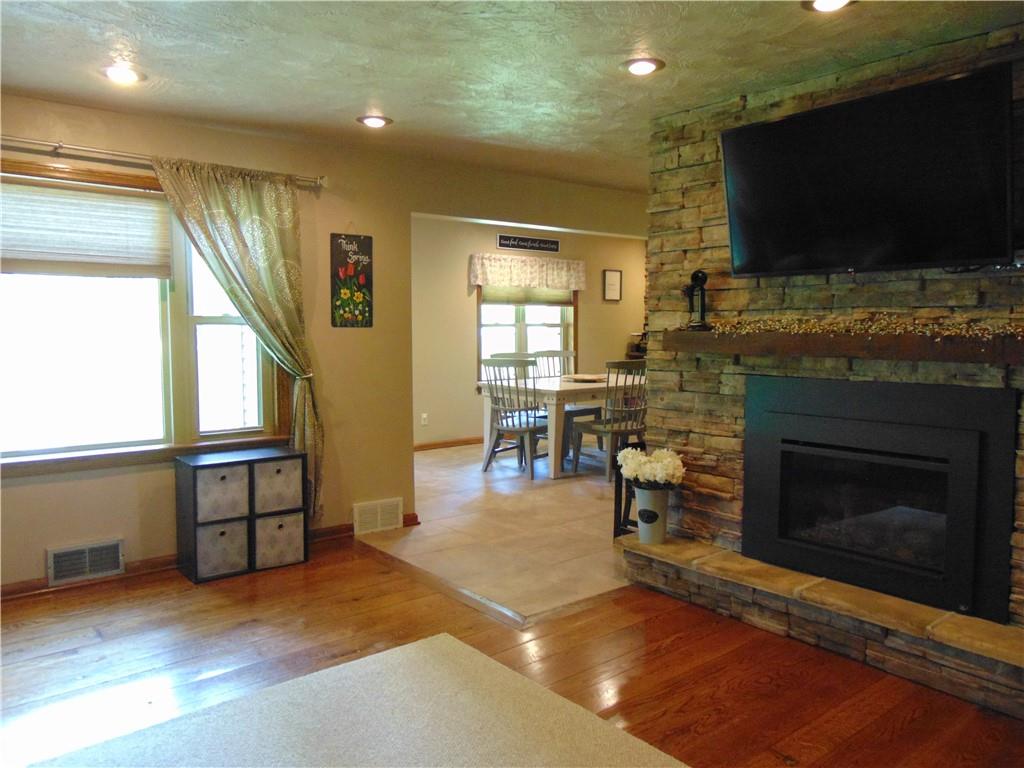 151 Town Country Road Vanderbilt, PA 15486 - Photo 7 of 25