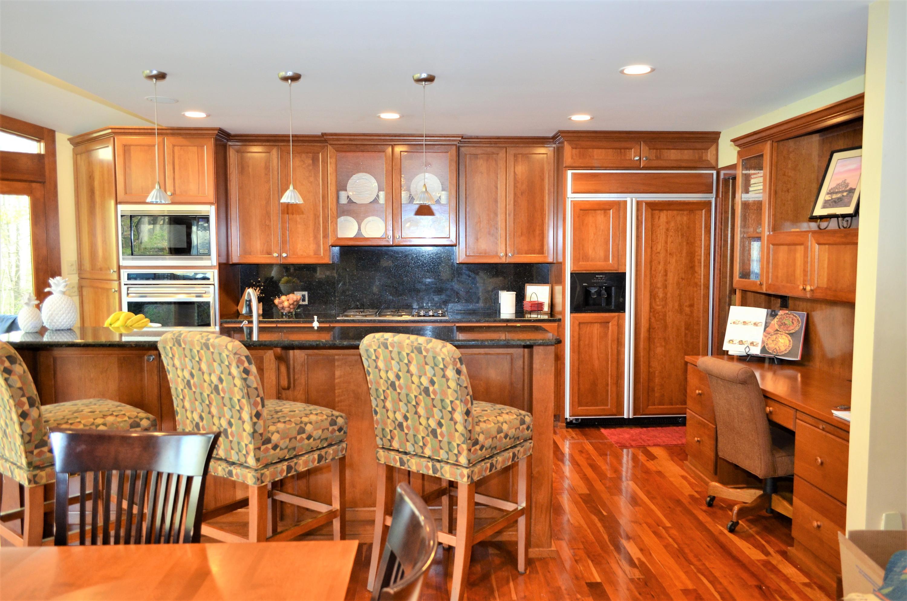 6440 Linworth Road Columbus, OH 43085 - Photo 17 of 66 Gallery Image 17
