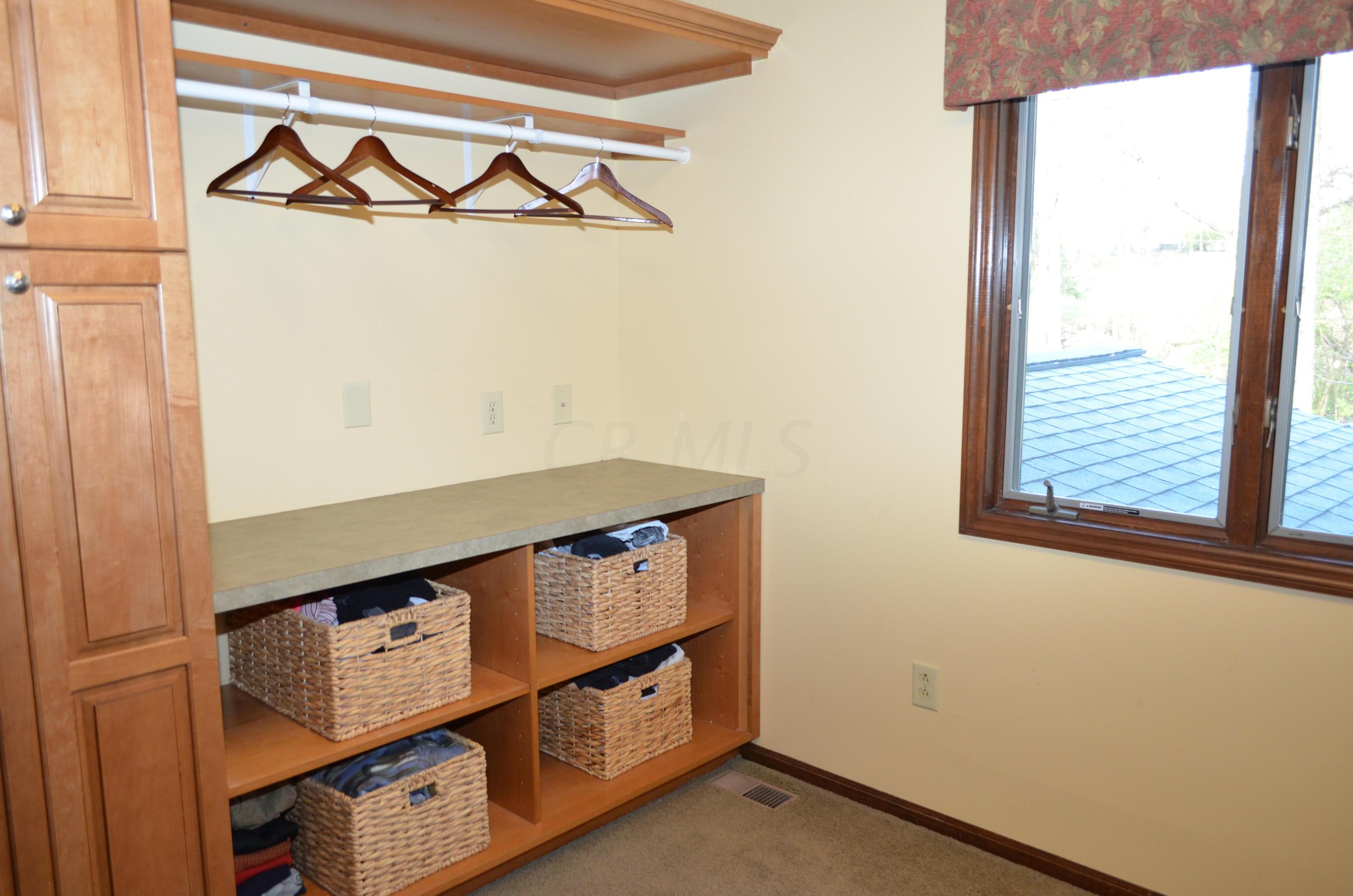 6440 Linworth Road Columbus, OH 43085 - Photo 30 of 66 Gallery Image 30
