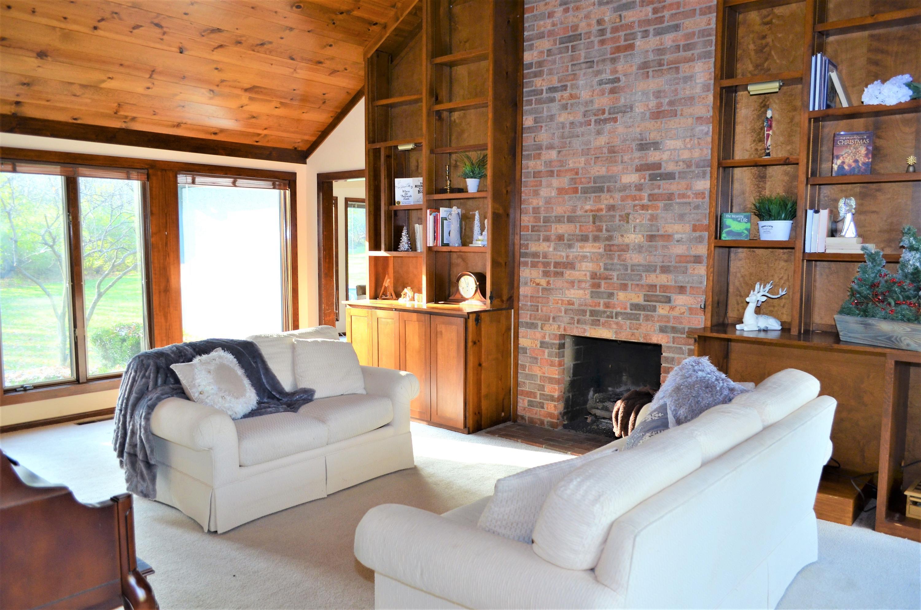 6440 Linworth Road Columbus, OH 43085 - Photo 6 of 66 Gallery Image 6