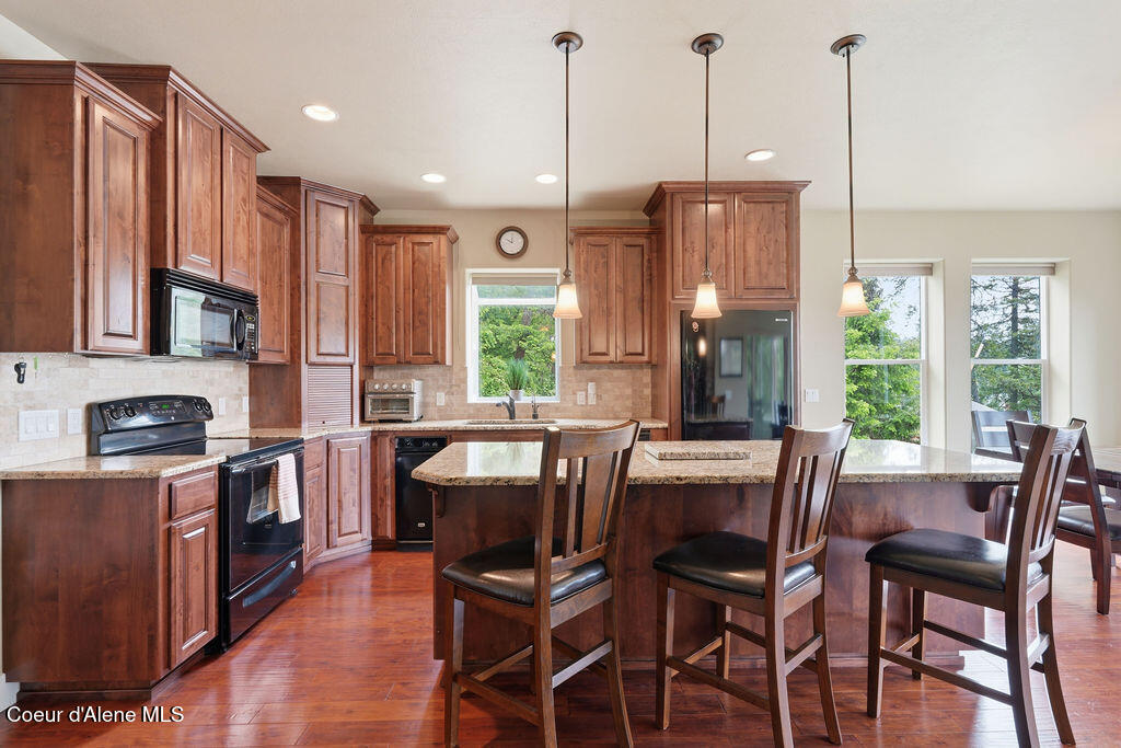 23896-2389 North Bridge Lake Road Rathdrum, ID 83858 - Photo 7 of 48 DSC00380