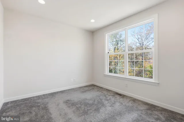 $698,900 | 225 Perth Drive, Fredericksburg, VA 22405