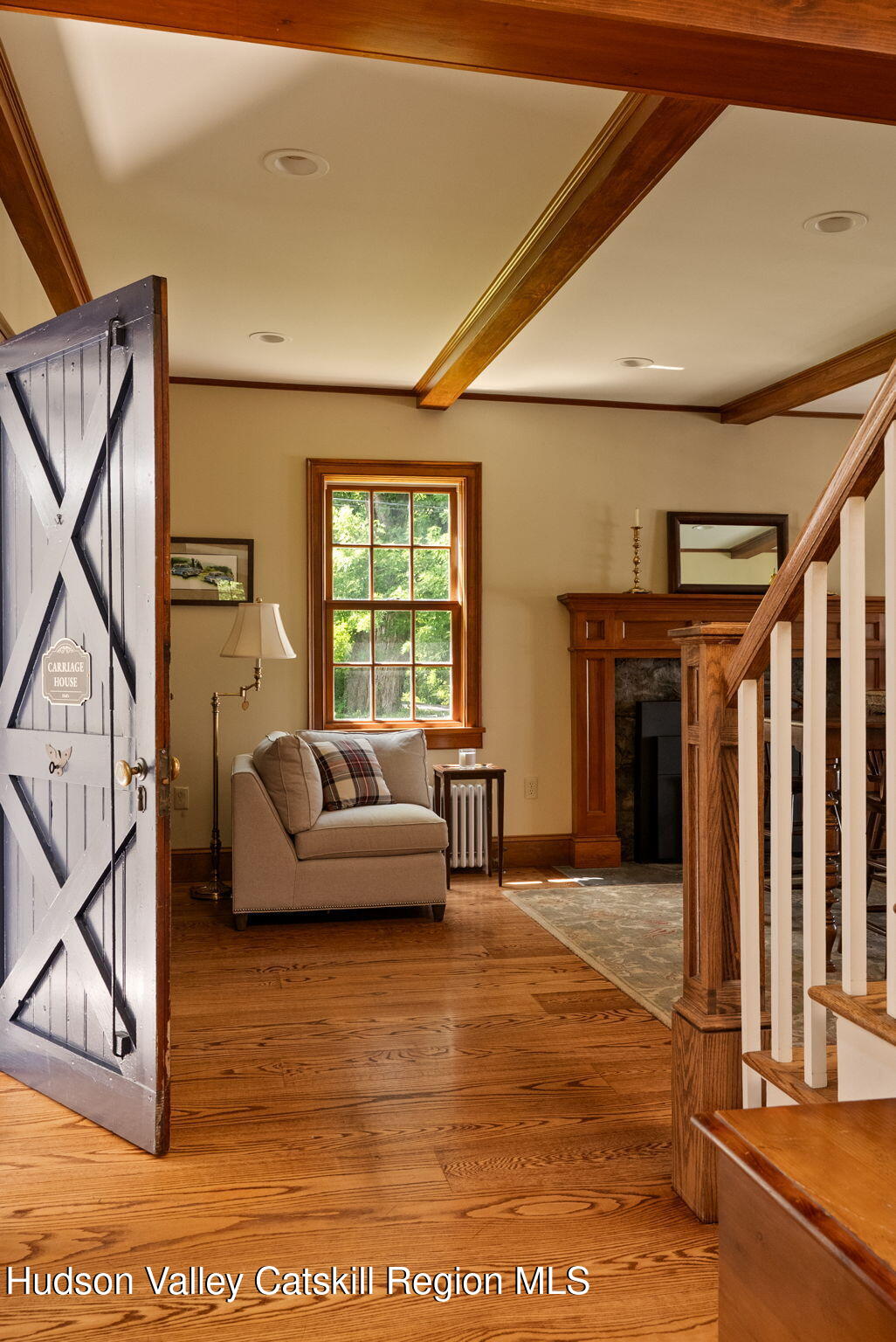 16 Carriage House Road Catskill, NY 12414 - Photo 8 of 74 Entrance into foyer area