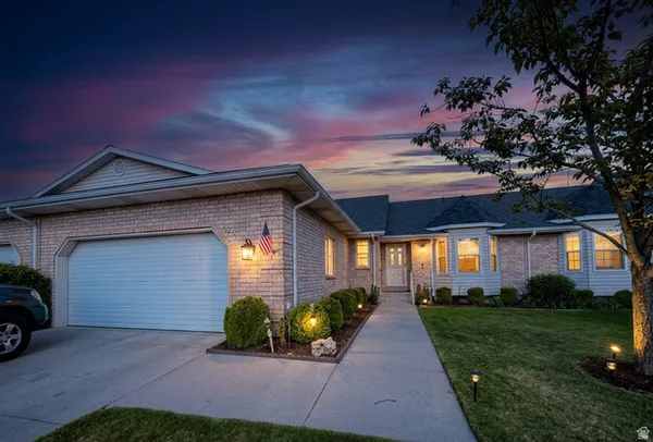 $525,000 | 140 200 East, Unit 2, Orem, UT 84057